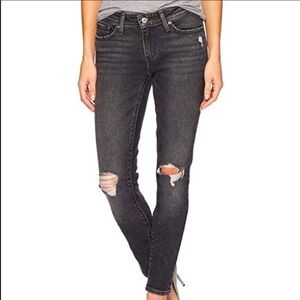 LEVI’S “711” Mid Rise Skinny Denim Jean